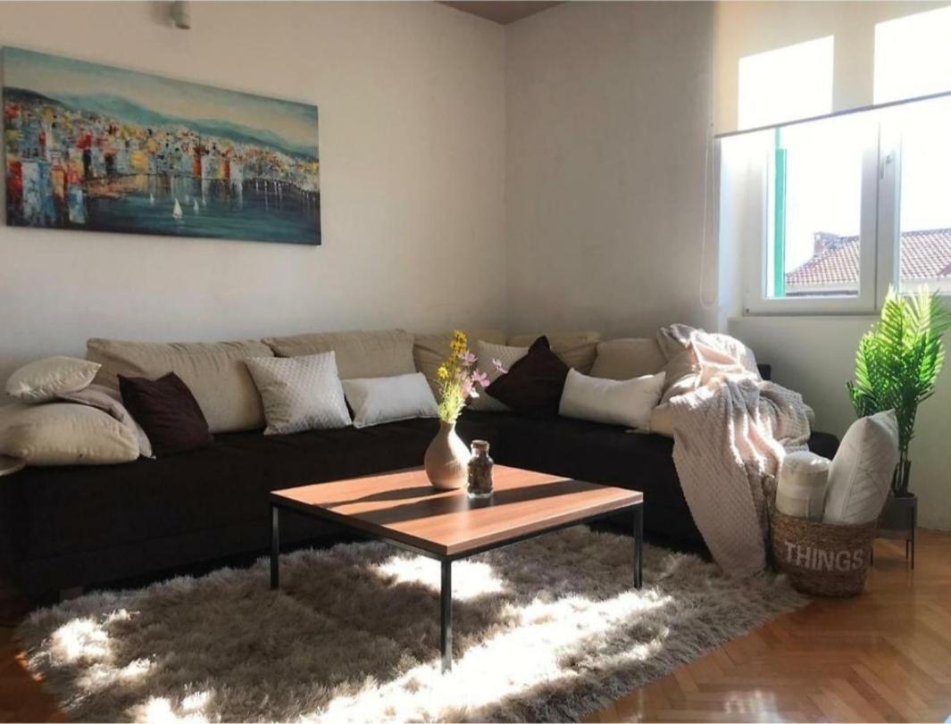 Cozy Solis-city Center Apartment Split