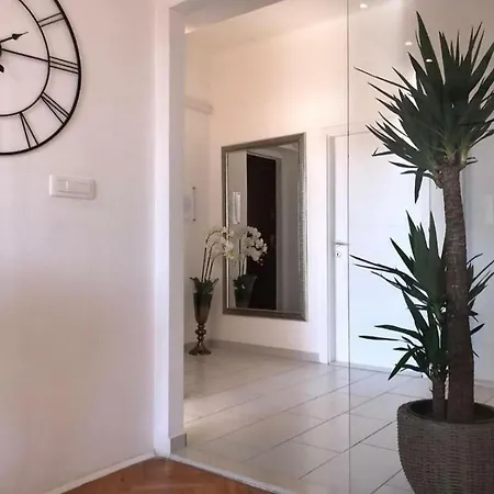 Cozy Apartment Solis-City Center Split Exterior photo